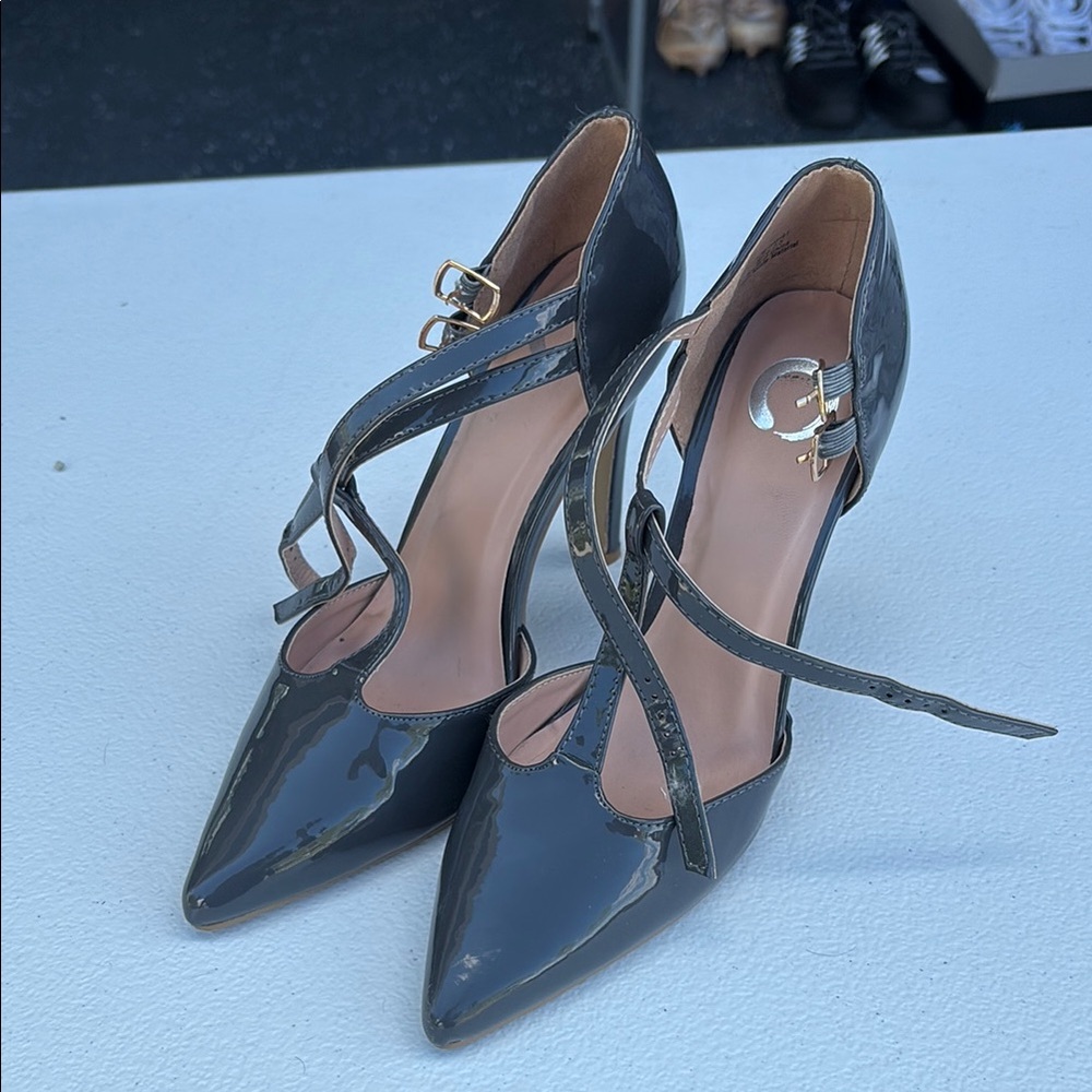 Women heels 7.5 - worn once